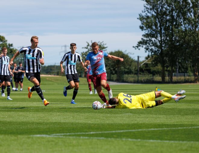 Newcastle United 5-1 Gateshead